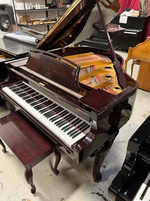 We buy used deals pianos